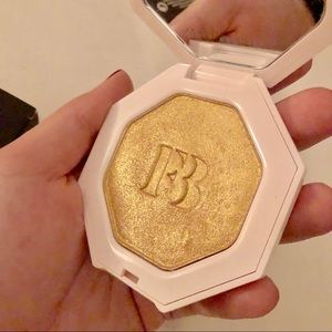 Fenty Beauty - Highlighter - Trophy Wife